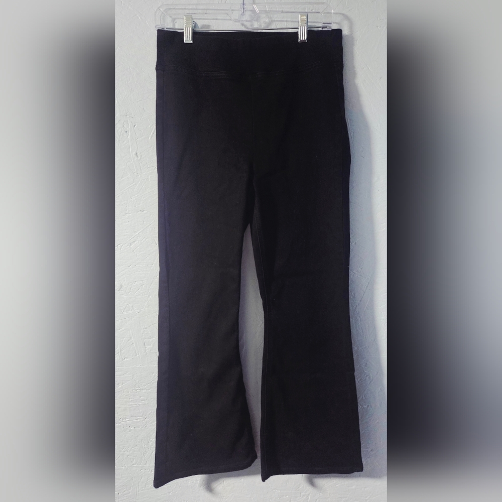 NWOT Old Navy Black High-Rise Weekender Pull-On Crop Flare Jeans - 8